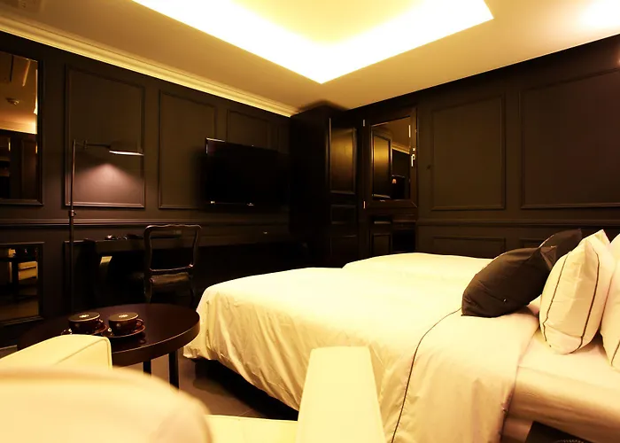 Cullinan And Seoul