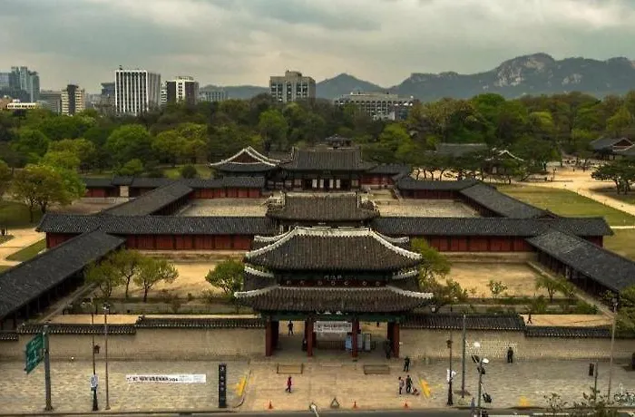 Motel Cullinan And Seoul