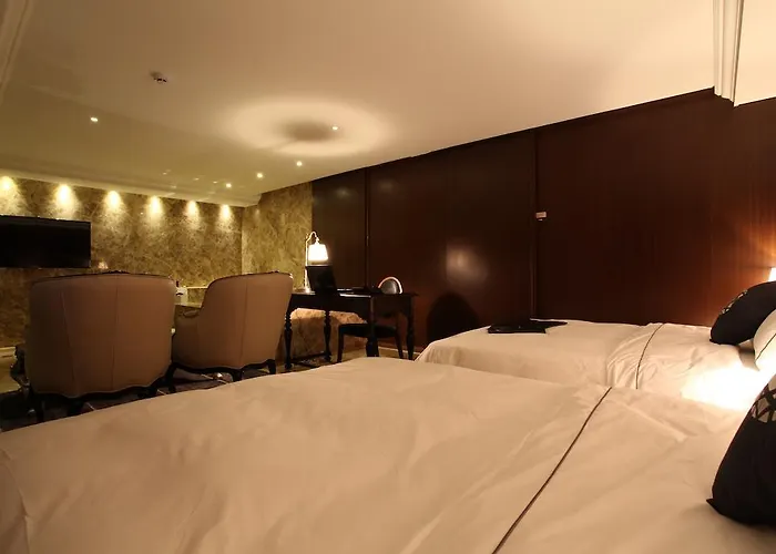 Motel Cullinan And Seoul